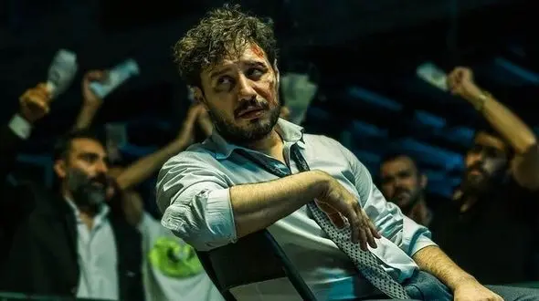 جواد عزتی: سینمای ایران در سطح اول دنیا قرار دارد