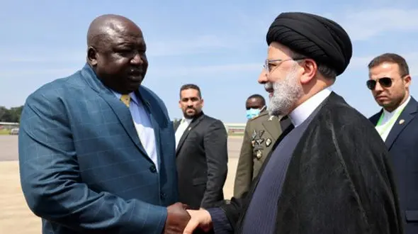 دکتر رئیسی وارد «اوگاندا» شد 