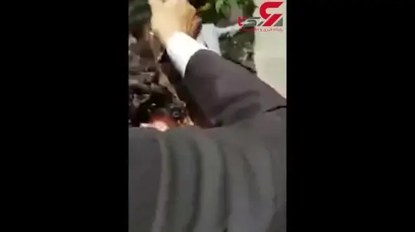 تنبیه وحشتناک پلیس برای مزاحمان دختران دانش آموز در ملاعام + فیلم / یمن