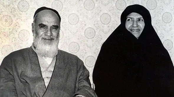 شوخی همسر امام خمینی قبل از دستگیری امام