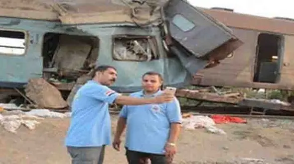 تبعید 6 پزشک بخاطر سلفی در صحنه تصادف 2  قطار + عکس 