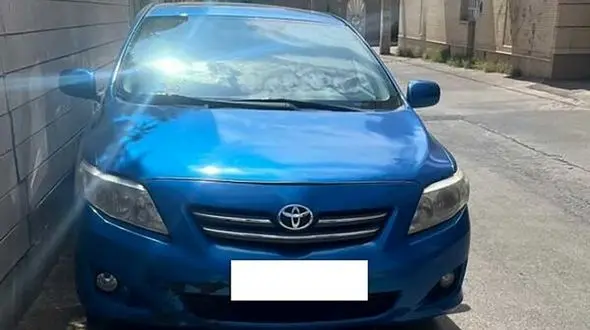 خودروی قاچاق با پلاک جعلی در شیراز دور می زد