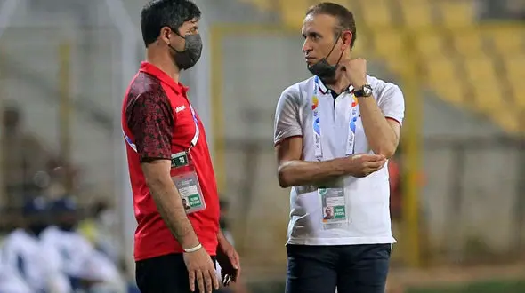 بیوگرافی کریم باقری 