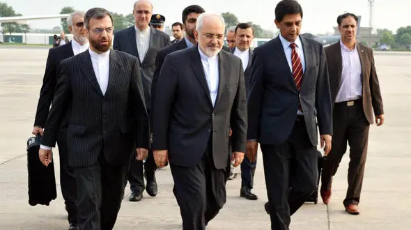 روایت  اینستاگرامی ظریف از  پیگیری حادثه تروریستی میرجاوه+ عکس