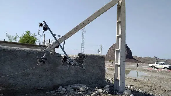 خسارت شدید توسط باران در ایرانشهر / تخریب هزار و 500 متر شبکه برق