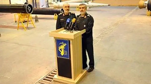 سرلشکر سلامی:برای جلوگیری از وقوع جنگ ، راهی جز قوی شدن نداریم