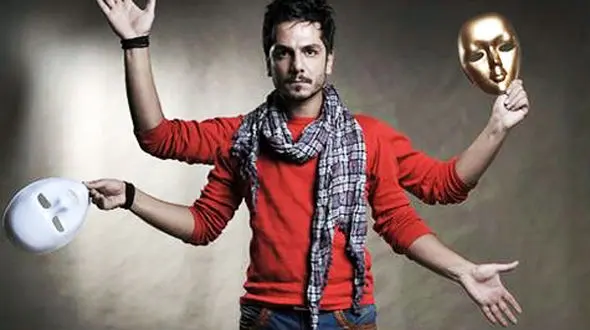 صحبت های بازیگر معروف مرد درباره مادرش و روز زن