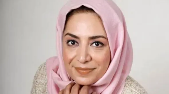 ساناز سماواتی مهمان برنامه «شب فیروزه‌ای» 