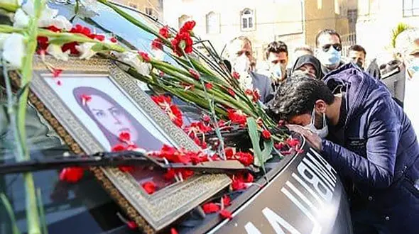 وداع تلخ با پرستار باردار بیمارستان لقمان حکیم که با کرونا درگذشت + عکس