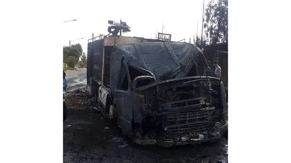 عکس / ماشین آتش نشانی هم سوخت / در آتش سوزی بزرگ قم رخ داد