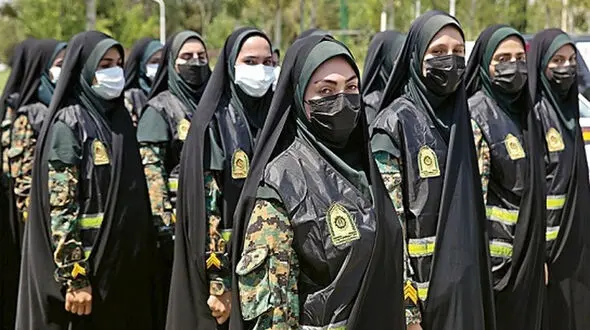 فیلم / این خانم پلیس نوپو از گربه می ترسد! / بزرگترین ترس این خانم پلیس نوپو چیست ؟!: 