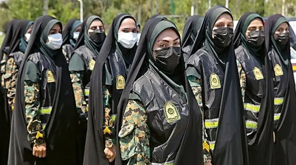 فیلم / این خانم پلیس نوپو از گربه می ترسد! / بزرگترین ترس این خانم پلیس نوپو چیست ؟!: 