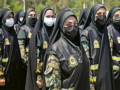 فیلم / این خانم پلیس نوپو از گربه می ترسد! / بزرگترین ترس این خانم پلیس نوپو چیست ؟!: 