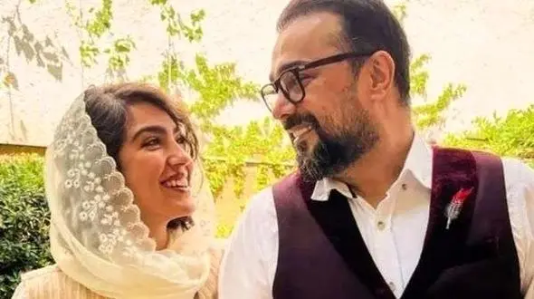 فیلم هم‌خوانی احساسی و باشکوه مونا کرمی و سپند امیرسلیمانی با آهنگ «مادر من» ! / مادر من ... مادر من ...