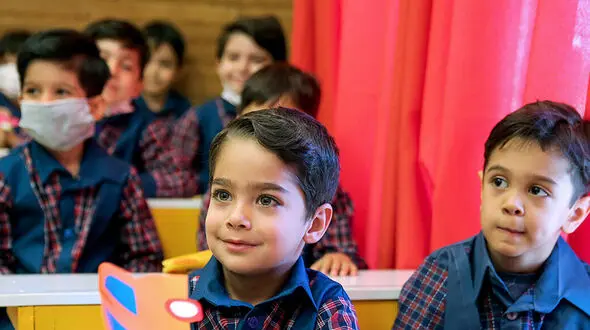 آموزش دانش آموزان ابتدایی گیلان حضوری و بقیه مقاطع مجازی شد