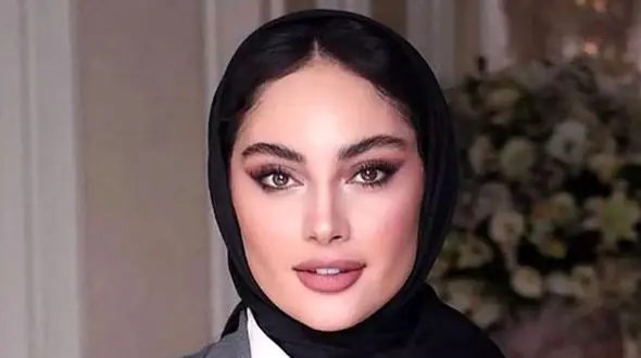 این زن خیلی جوان مادر ترلان پروانه است ! / واقعا شیک تر ازدخترش ! + عکس