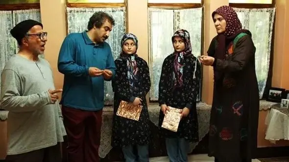 تغییر چهره جذاب «سارا و نیکا» سریال پایتخت در 5، 14 و 18 سالگی ! / خوشگل ترین سن شان را ببینید ! + عکس ها