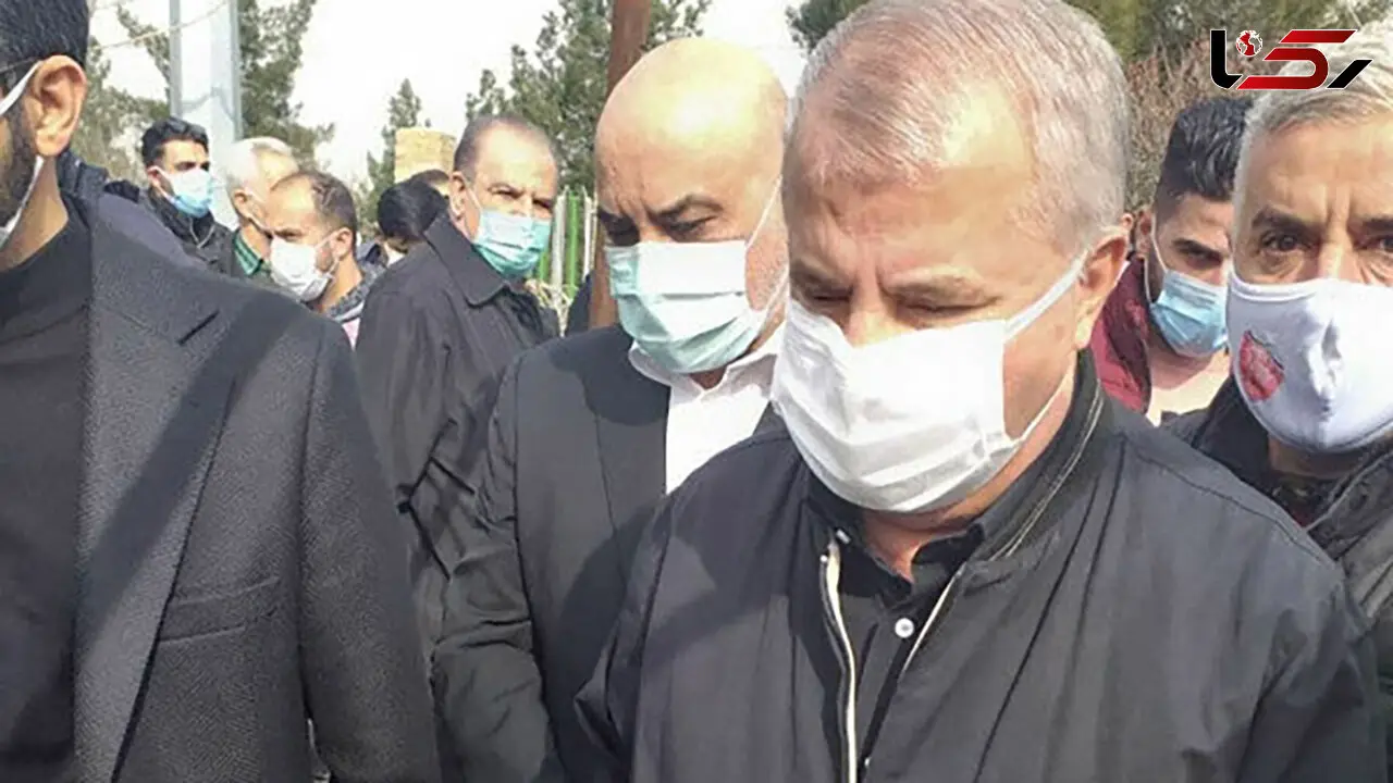 علی پروین عزادار شد