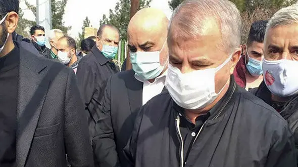 علی پروین عزادار شد