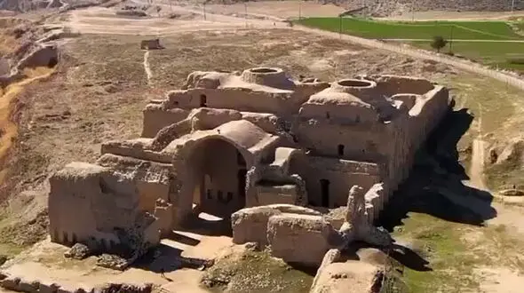 کاخ اردشیر بابکان از مکان های زیبای گردشگری + فیلم