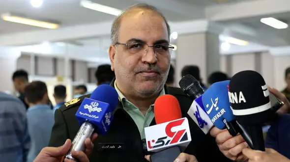 غافلگیری 30 سارق خشن موبایل قاپ و زورگیر در تهران + فیلم و جزییات