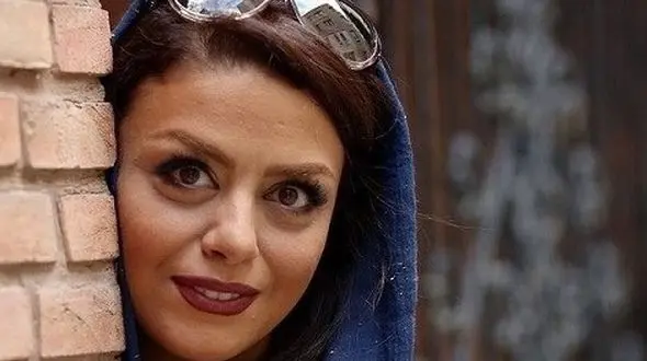  اشتباه شبنم فرشادجو در انتشار عکس کشف حجاب خود در استوری!