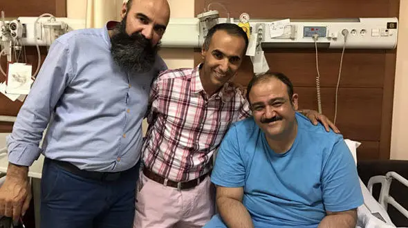 مهران غفوریان در بیمارستان بستری شد + عکس