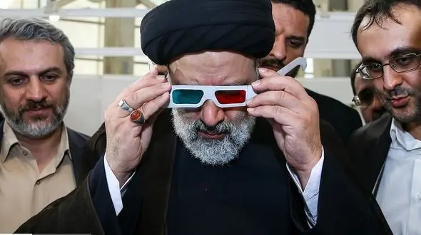 عینکی عجیب بر چشمان حجت الاسلام رئیسی+عکس