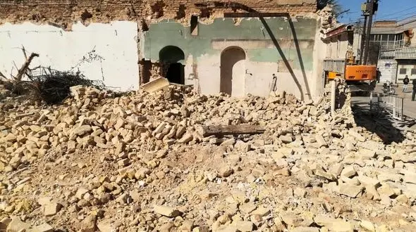 لرزش خانه های تاریخی با صدای بولدوزرها  / حفاظت از میراث فرهنگی یک شعار انتخاباتی است!