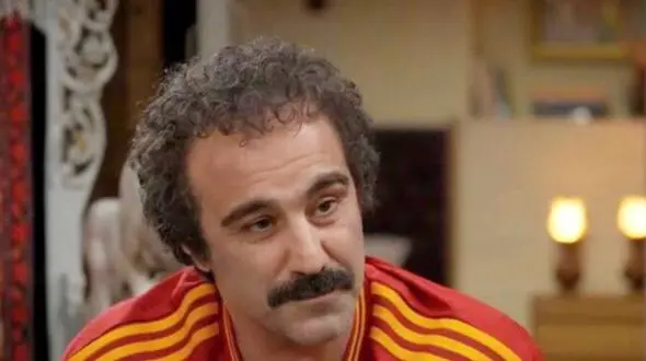 سکانسی از سریال پایتخت که محسن تنابنده نقش بازی نکرد بلکه خودِ واقعیش بود/ وقتی نقی گوله گوله اشک میریزه+فیلم