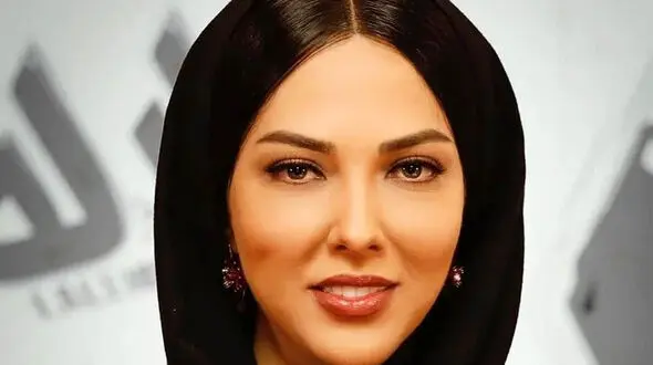 سلفی جدیدی لیلا اوتادی در قشم/ خانم بازیگر مدام در حال تفریح و استراحت