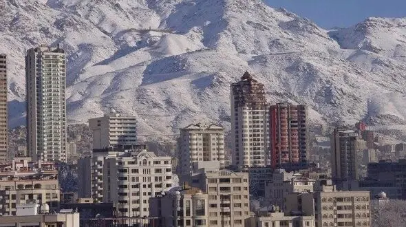 بساز و بفروش ها روی هوای تهران هم تخلف می کنند 