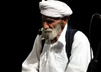 فیلم/ صدای سوزناک غسال معروف وایرال شد / آواز استاد محمد ابراهیم شریف زاده را از دست ندهید