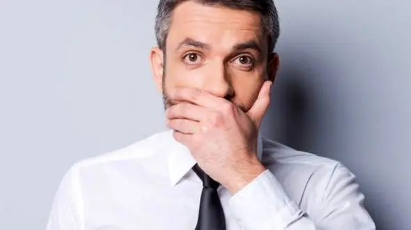 ۹ مورد که می تواند باعث بوی بد دهان شود 