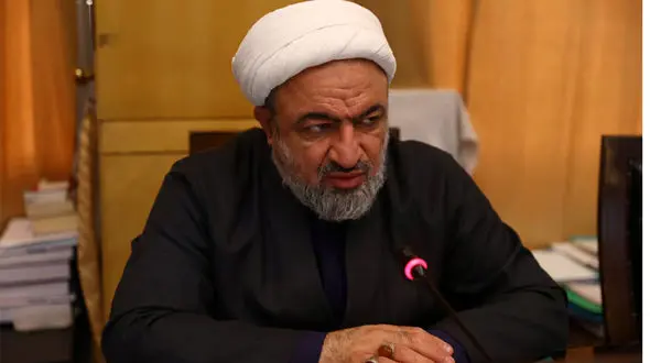 اظهارات عجیب حمید رسایی در مورد احمدی نژاد و پزشکیان / آقای پزشکیان فقط می‌گوید دعوا نکنید مشکل حل می‌شود 