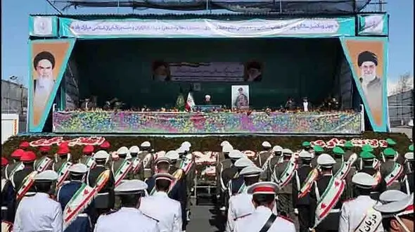 جمهوریت و اسلامیت در کنار هم هستند؛ تضعیف جمهوریت، تقویت اسلامیت نیست