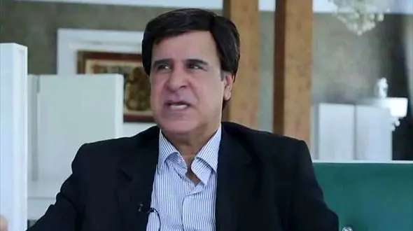  علیفر: عادل فردوسی پور باید می‌گفت چشم!