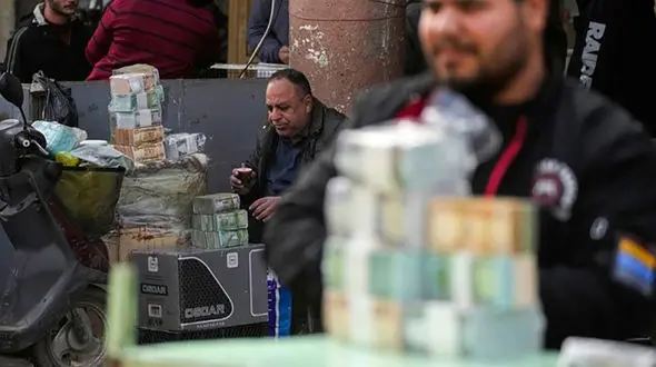 فشار آمریکا بر عراق برای جلوگیری از انتقال دلار به ایران