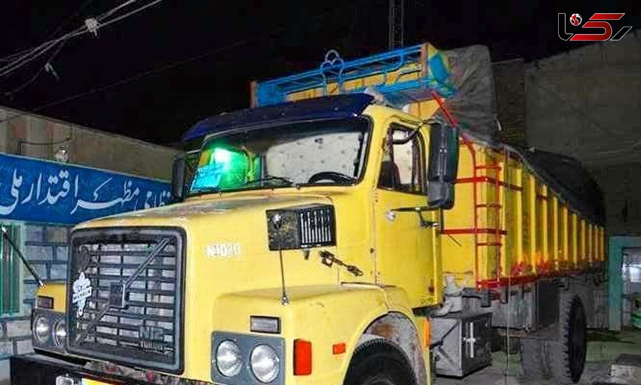 توقیف کامیون حامل کالای قاچاق لوازم خانگی در چگنی
