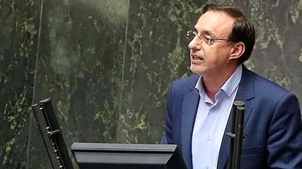 وحیدی: وزارت ورزش بعد از صعود فوتبال به جام‌جهانی مردم را ناامید کرد/ در برخی از فدراسیون‌ها رگه‌هایی از مافیا دیده می‌شود/ برخی مدیران رده چندمی در وزارت ورزش پست گرفته اند/ در دوره سجادی بسیاری با وعده دروغ از ورزش ایران دور شده‌اند