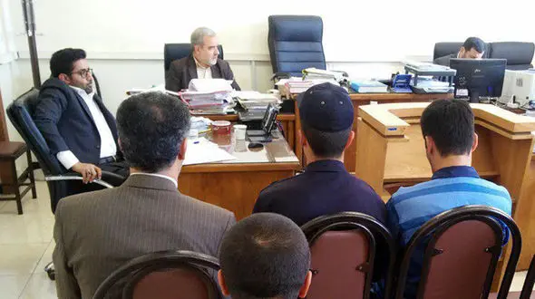 شکنجه سیاه نوجوان تهرانی در خانه متروکه ناصر ترقه و دوستش + عکس محاکمه 2 ابلیس