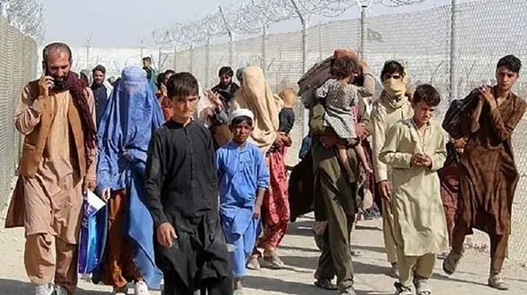 هشدار رئیس پلیس تهران به استفاده از افغان ها ! / جرم است !