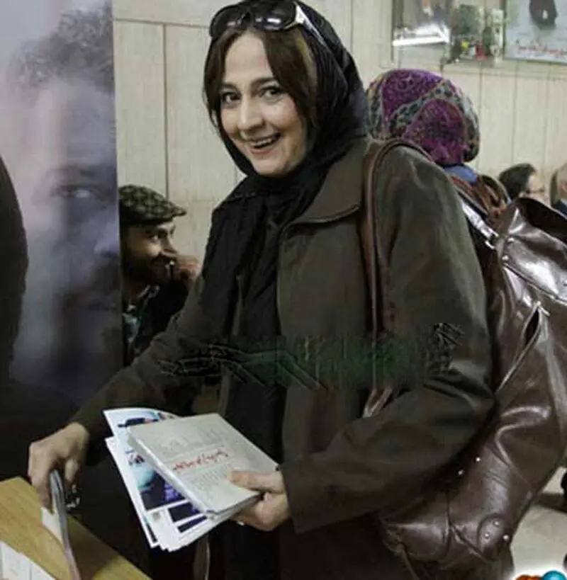 مهناز افضلی