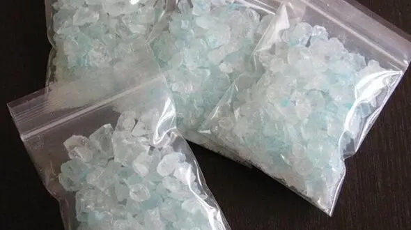 سوداگر مرگ در کرمانشاه به دام افتاد / انهدام باند شیشه 