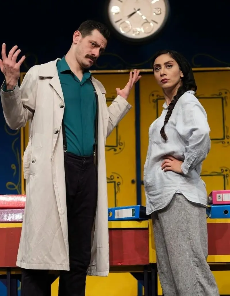 نمایش کتابخانه نیمه‌شب