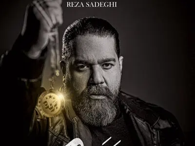 فیلم همخوانی باشکوه مردم تبریز با رضا صادقی / اجرای احساسی «آیریلیق» سالن را منفجر کرد 