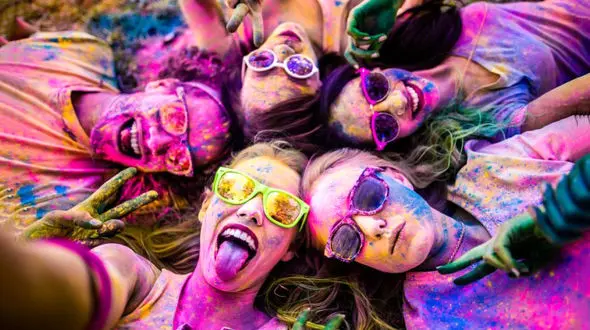 بهترین و بدترین زمان برای گرفتن سلفی +عکس