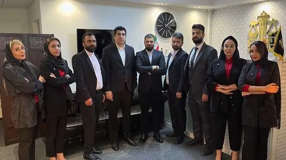 چرا گروه وکلای تهران مدافع برای خدمات حقوقی انتخاب کنیم؟