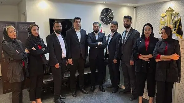 چرا گروه وکلای تهران مدافع برای خدمات حقوقی انتخاب کنیم؟