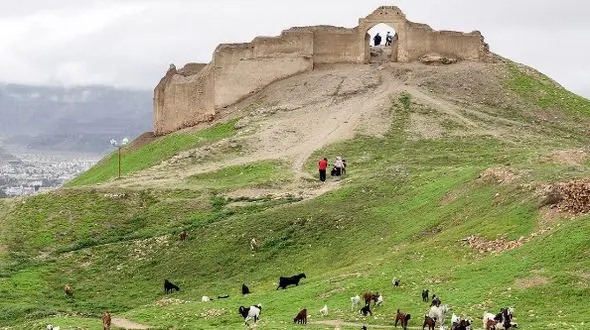 رازهای پنهان اژدهای خفته در قلعه؛ داستانی که باید بدانید!